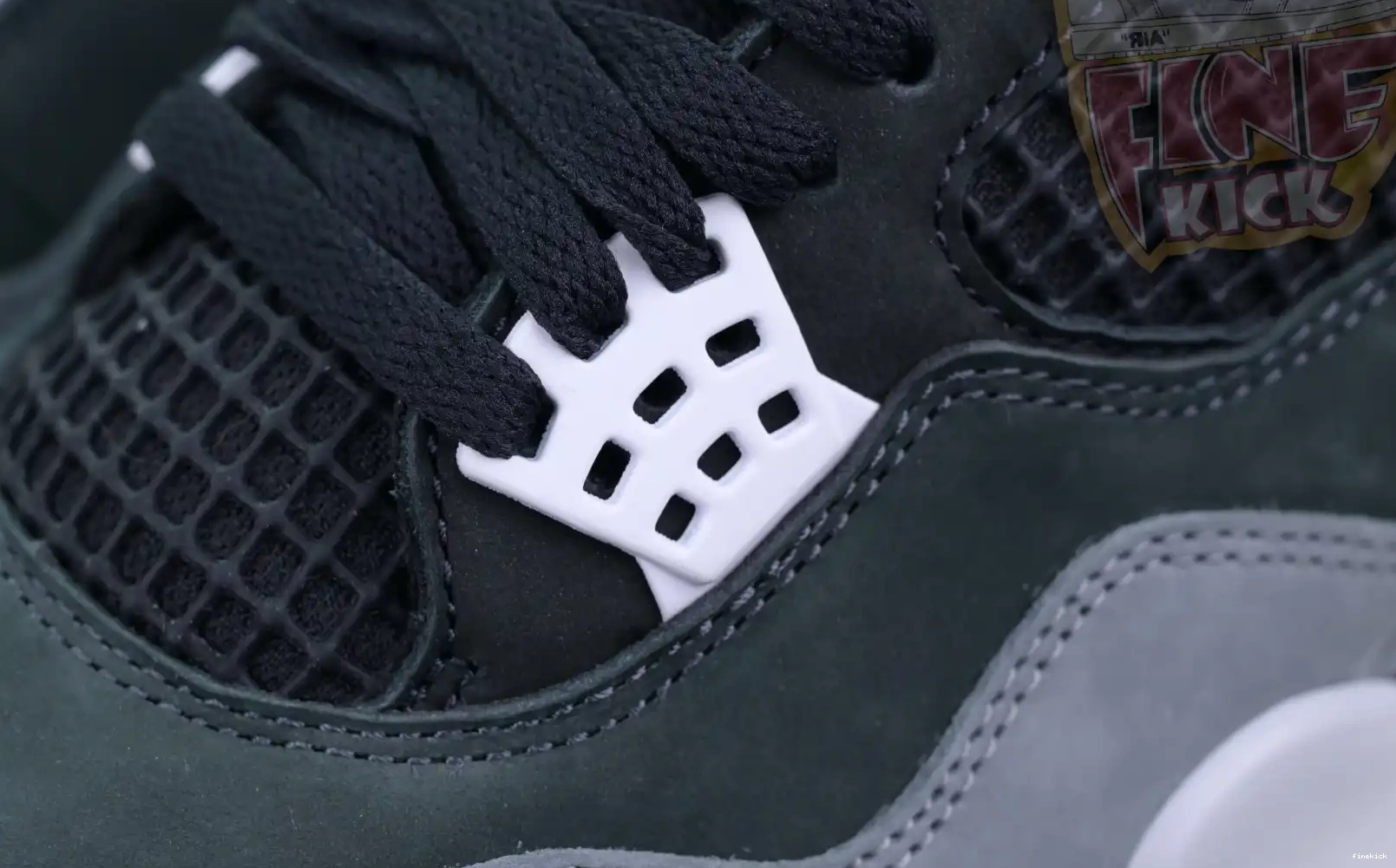 Air Jordan 4